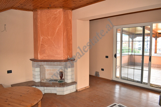 Five storey villa for rent near Zhan D’Ark Boulevard in Tirana, Abania